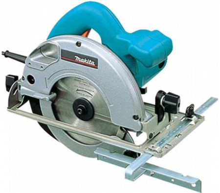 Дисковая пила Makita 5603 R